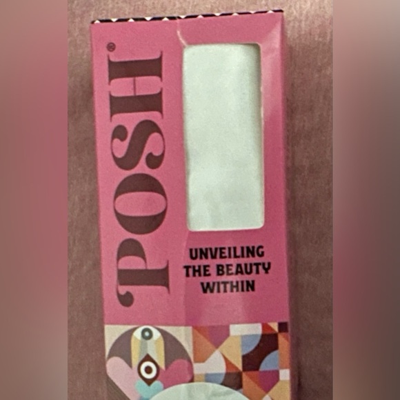 ✨New in Box✨Satin Pillowcase- 2 Pack- Standard/Queen - Picture 4 of 5